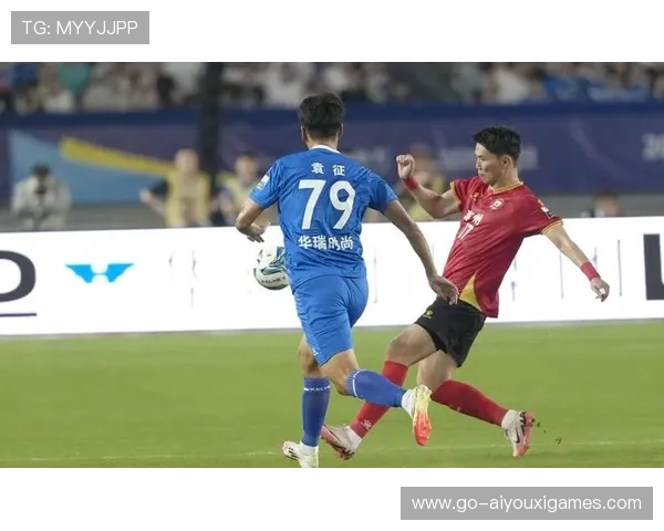 武汉三镇迎来菲尔米诺,后腰扫荡覆盖全场