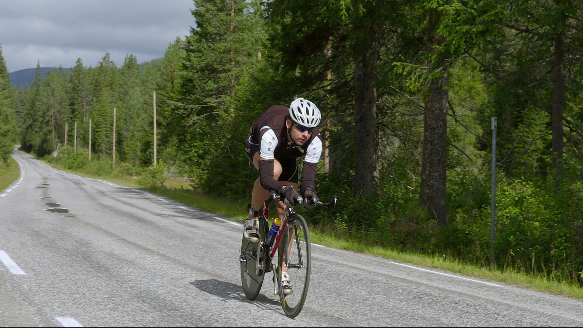 AYX官网-BLG惊险翻盘赛季传奇故事