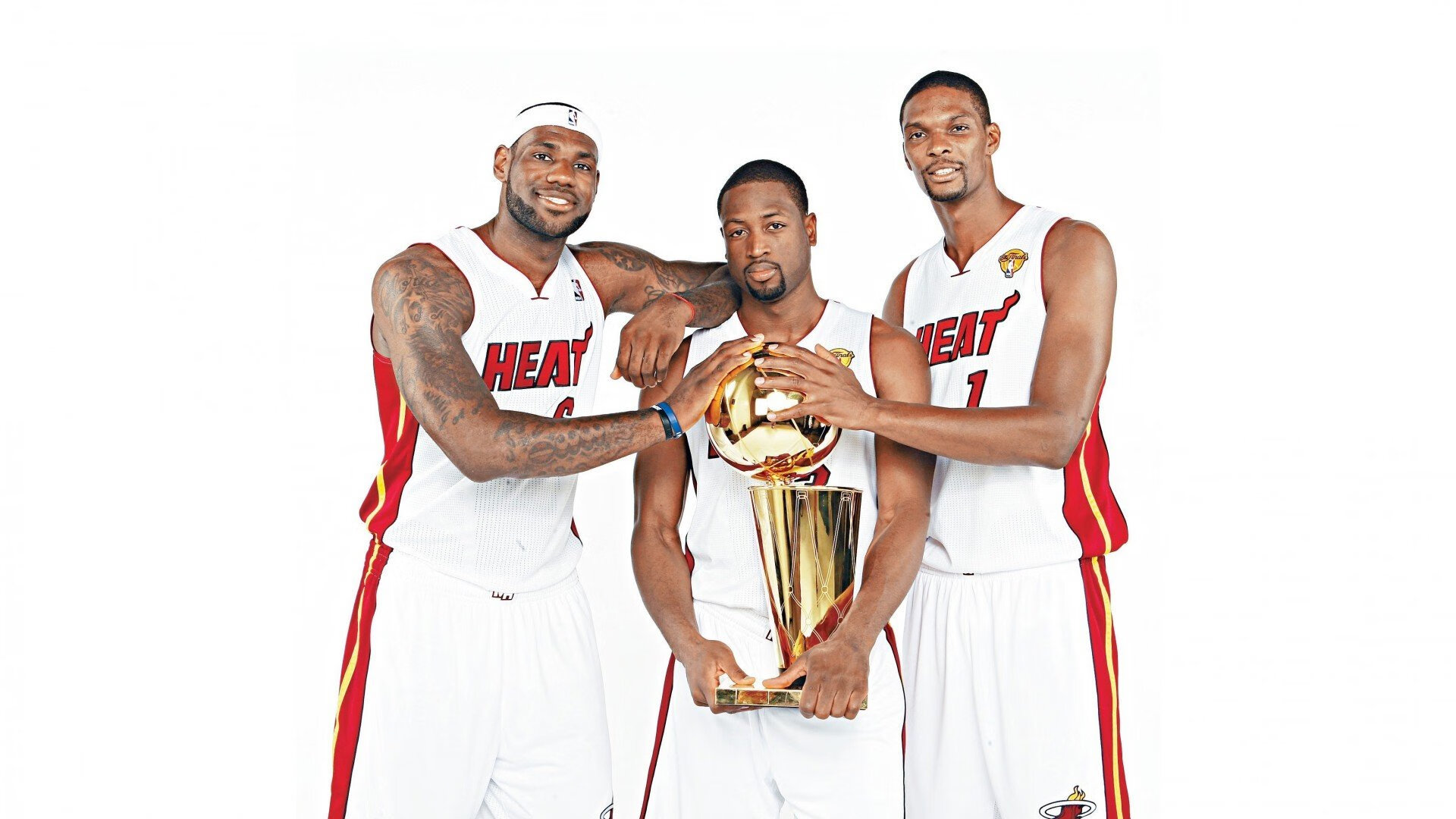 皇马中场新体系曝光：阿隆索打造“银河铁三角”